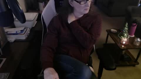 Snapshot of kait331 chatting on 16, 12, 2024 Camprincess331 online show from 16, 12, 2024