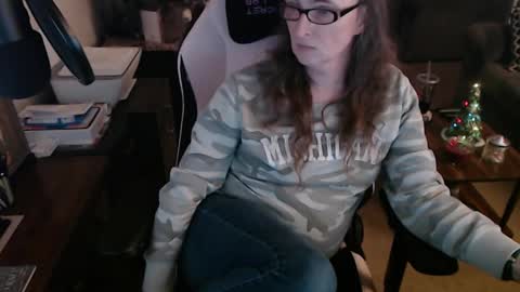 Snapshot of kait331 chatting on 19, 12, 2024 Camprincess331 online show from 19, 12, 2024