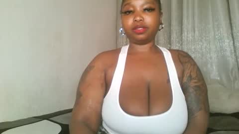 Snapshot of kakey_love chatting on 18, 11, 2025 kakey love online show from 18, 11, 2025