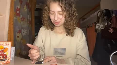 Lily online show from 13, 4, 2026