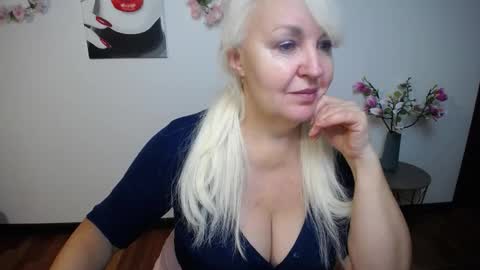 Snapshot of kamaliasim chatting on 30, 11, 2025 KamaliaSim online show from 30, 11, 2025