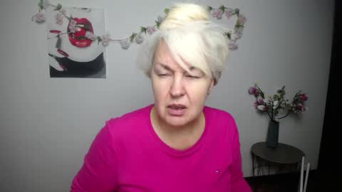 Snapshot of kamaliasim chatting on 9, 2, 2026 KamaliaSim online show from 9, 2, 2026