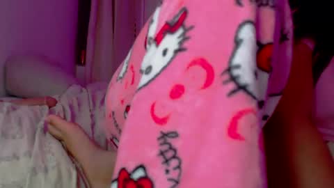 Snapshot of kamila_french chatting on 3, 12, 2024 Kamila online show from 3, 12, 2024