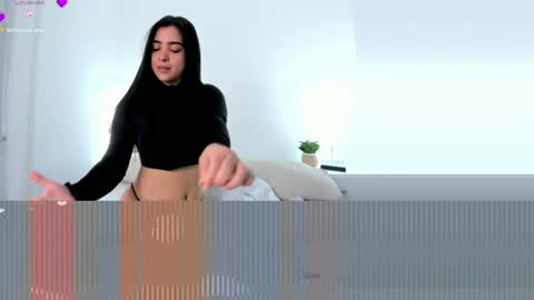 Kamila Betancourt online show from 8, 4, 2026