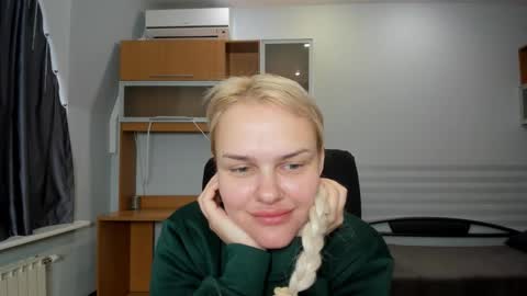 Camila online show from 26, 11, 2025