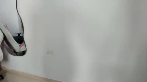 kamilasexi_69 online show from 7, 10, 2025