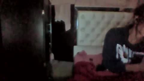 CAMILA SANTAMARIA online show from 4, 1, 2025