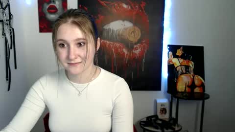 Snapshot of kamilla_love_ chatting on 25, 2, 2026 kamilla_love_ online show from 25, 2, 2026