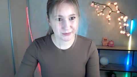 kamilla_love_ online show from 29, 5, 2026
