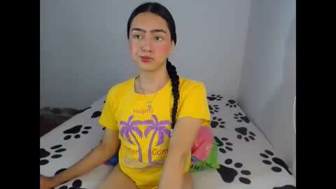 Snapshot of kammi_candy chatting on 2, 5, 2026 -- kammi -- online show from 2, 5, 2026