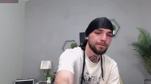 Snapshot of kanehunter chatting on 28, 4, 2026 Kane online show from 28, 4, 2026