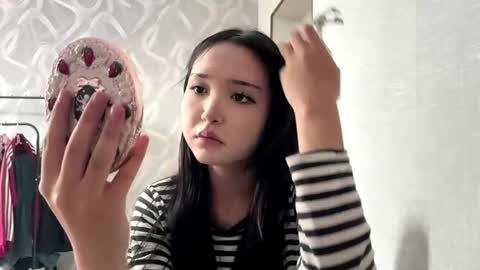 Snapshot of kanishabroadstone chatting on 3, 5, 2026 Lily online show from 3, 5, 2026