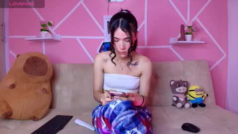 kaoriille online show from 8, 11, 2025