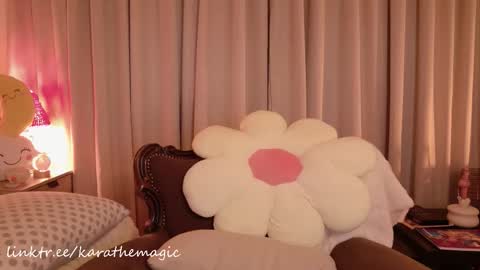 Snapshot of karathemagic chatting on 22, 2, 2026 I am here around 5am GMT karathemagic online show from 22, 2, 2026