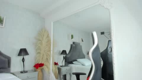 Karely online show from 17, 4, 2026