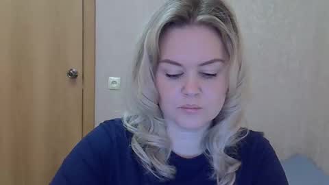 karennelsonx online show from 17, 4, 2026