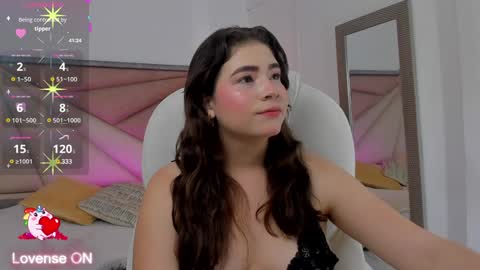 Snapshot of karenpautt chatting on 4, 1, 2025 Karen online show from 4, 1, 2025