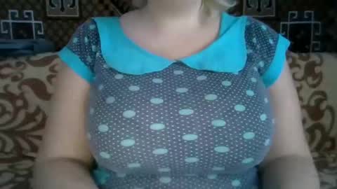 Snapshot of karilina_hi chatting on 14, 12, 2024 Karilina Hi online show from 14, 12, 2024