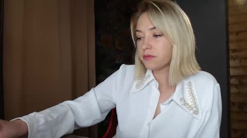 Snapshot of karina_fun chatting on 27, 1, 2025 karina online show from 27, 1, 2025