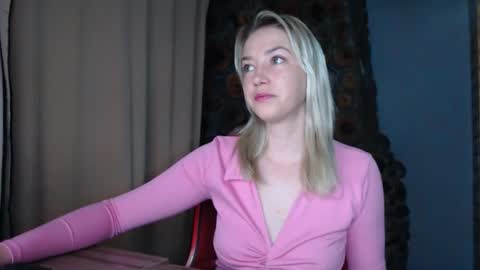 Snapshot of karina_fun chatting on 1, 3, 2026 karina online show from 1, 3, 2026