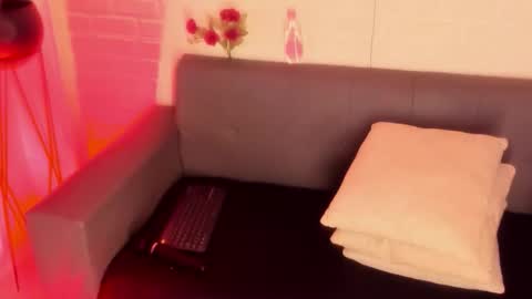 Kari online show from 28, 11, 2025