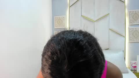 karinaacox online show from 17, 4, 2026