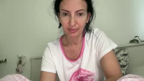 Snapshot of karinablair chatting on 10, 6, 2026 Karina online show from 10, 6, 2026