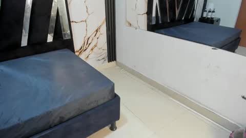 KarinaSimonz online show from 12, 11, 2025