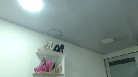 Karin online show from 15, 2, 2025