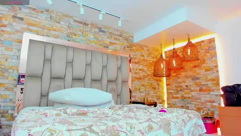  Karla  online show from 3, 2, 2025