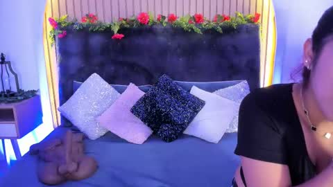 Karla Gonzaless online show from 2, 10, 2025