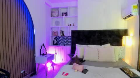 Snapshot of karla_gonzaless chatting on 3, 7, 2026 Karla Gonzaless online show from 3, 7, 2026