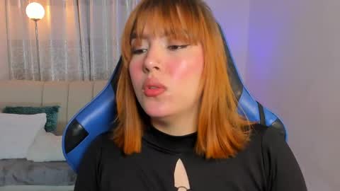 Snapshot of karla_hill_28 chatting on 27, 4, 2026 Karlita online show from 27, 4, 2026