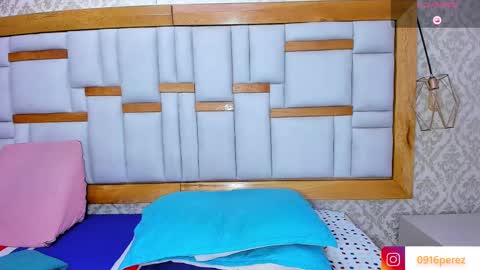 Snapshot of karla_wonderful chatting on 15, 9, 2025 karolina online show from 15, 9, 2025