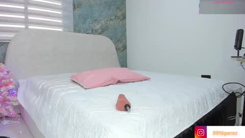 Snapshot of karla_wonderful chatting on 22, 11, 2025 karolina online show from 22, 11, 2025