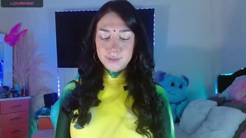 Snapshot of karla_zambrano chatting on 19, 12, 2024 karla online show from 19, 12, 2024