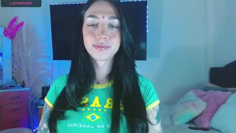 Snapshot of karla_zambrano chatting on 17, 2, 2025 karla online show from 17, 2, 2025