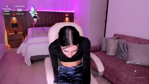 Snapshot of karlaa_james chatting on 6, 10, 2025 Karlaa  online show from 6, 10, 2025