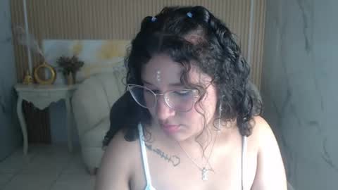 Snapshot of karlaa_s chatting on 10, 6, 2026 Karla online show from 10, 6, 2026