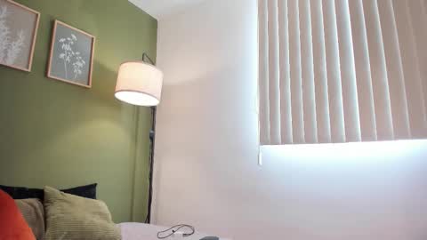 Karlye online show from 8, 10, 2025