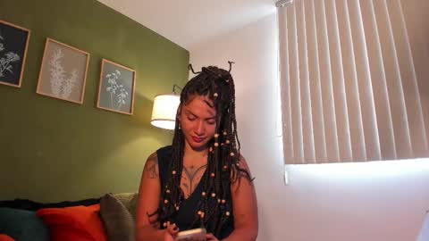 Karlye online show from 10, 11, 2025