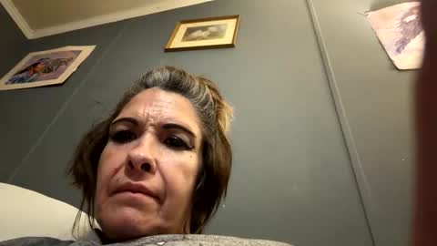 Snapshot of karmadewit1980 chatting on 9, 6, 2026 karmadewit1980 online show from 9, 6, 2026