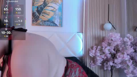 Snapshot of karo_linee chatting on 9, 3, 2026 karo_linee online show from 9, 3, 2026