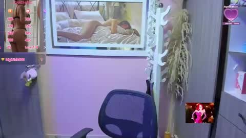 Snapshot of karol_milf__ chatting on 3, 7, 2026 kAROL MILF online show from 3, 7, 2026