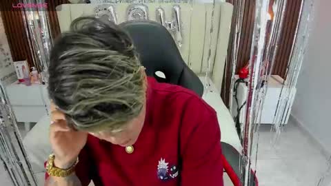 Karol and Luna online show from 8, 2, 2025