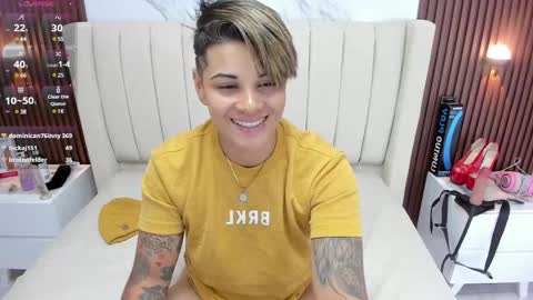 Karol and Luna online show from 18, 2, 2025