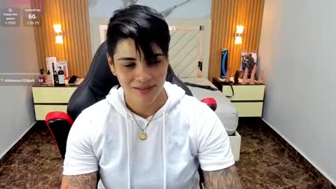 Karol and Luna online show from 8, 9, 2025