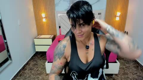 Snapshot of karolandluna chatting on 20, 4, 2026 Karol and Luna online show from 20, 4, 2026