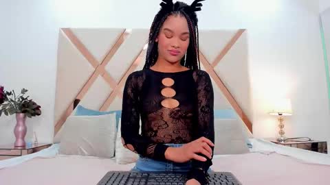 Snapshot of karolebonyy chatting on 12, 2, 2026 Karol online show from 12, 2, 2026