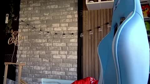 karoline121 online show from 4, 3, 2026